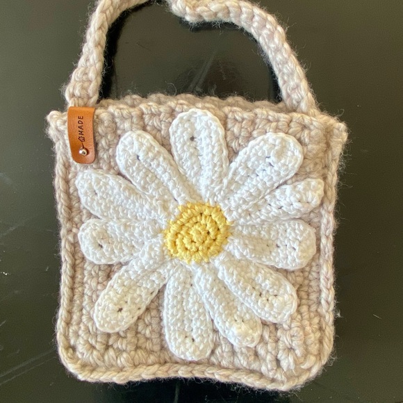 Eco-Friendly Crochet Purse! - Picture 2 of 2
